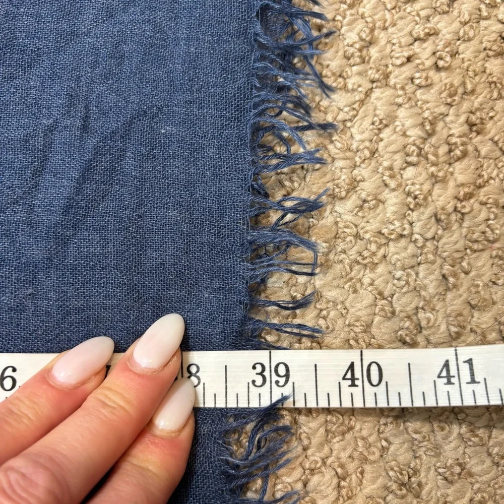 Ladies Saachi‎ Brand Blue Fringe End Scarf